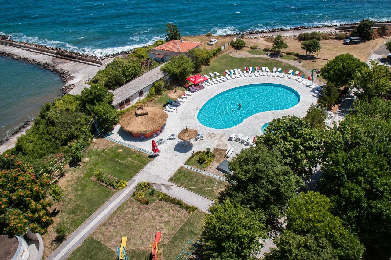 Hotel Kremikovci Kiten  Ngoại thất bức ảnh