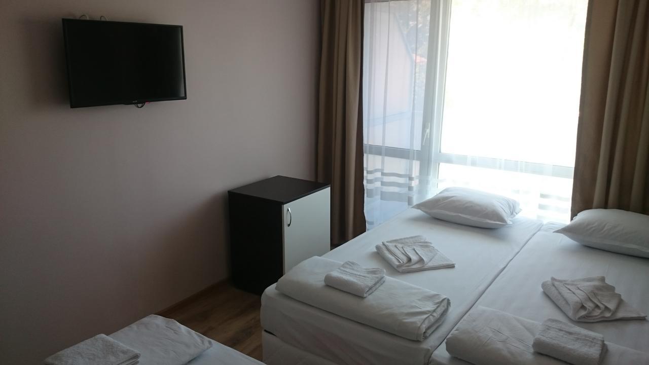 Hotel Kremikovci Kiten  Ngoại thất bức ảnh